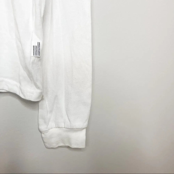 Good American The Metallic Stripe Crew Neck Tee - Picture 5 of 8